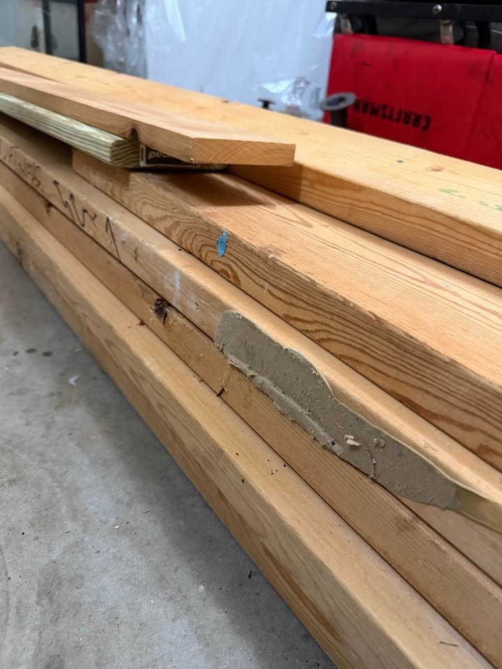 Boards Wood 2x6x7’ - 8’ - Image 2