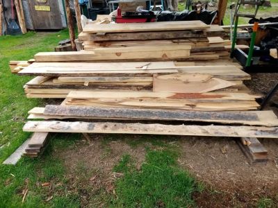 Mobile Custom Saw Milling, also having a lumber sale for the package price Or Per Slab!