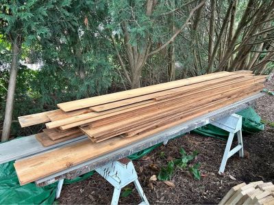 Cedar Siding Boards 
(26) - 9” wide x 10ft. Long
(10)  - 6”wide x  10 ft Long
       360 Board feet