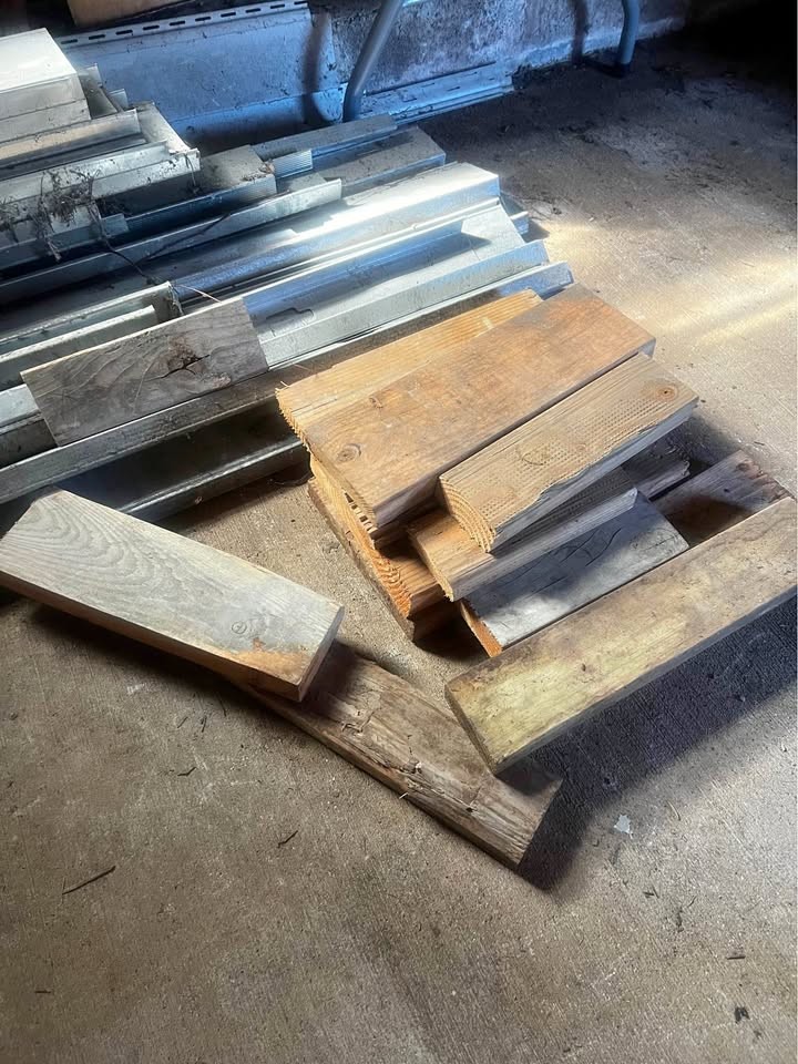 FREE Scrap Wood / Lumber Pieces – Pickup Only