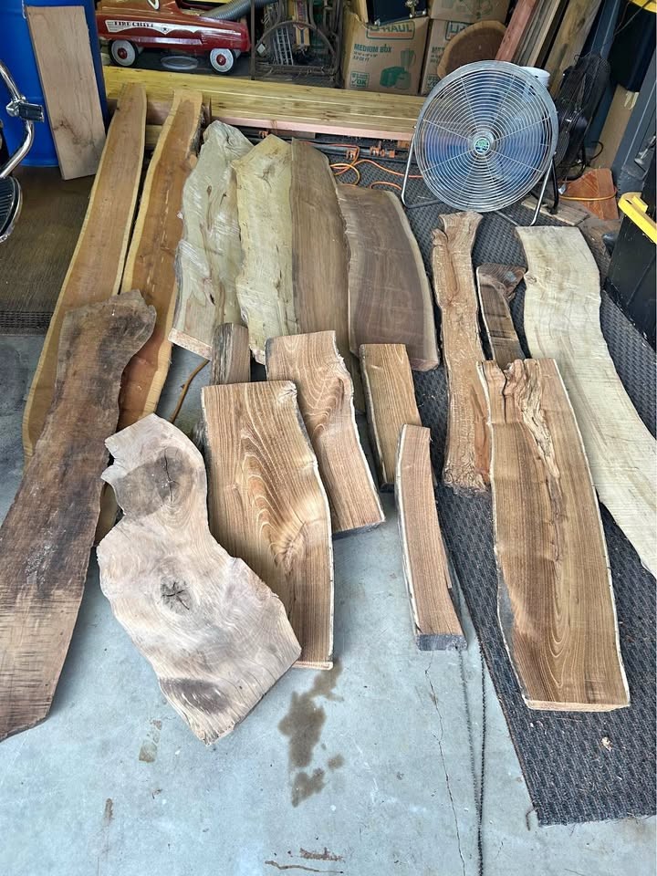 Live edge slabs - Image 1