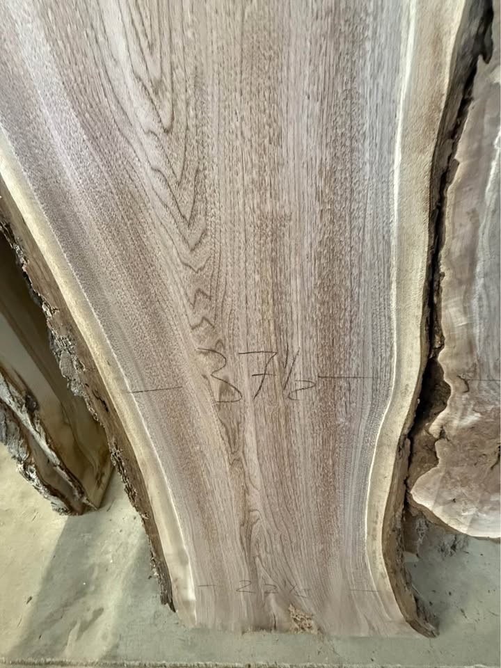 Walnut Burl slabs kiln dried and surfaced - Image 5