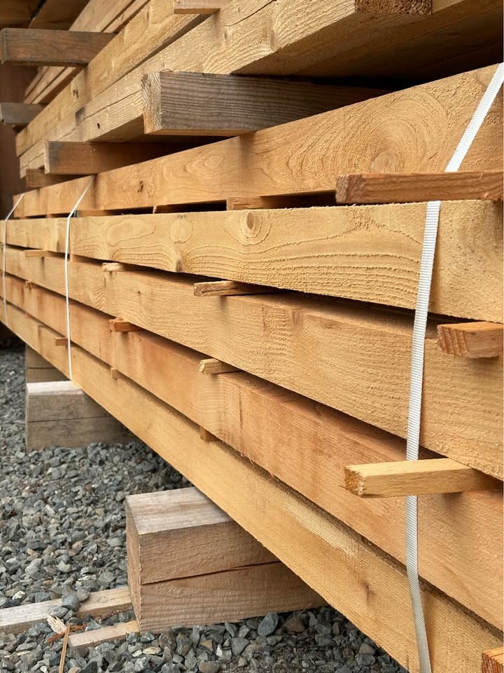 Western Red Cedar Tight Knot 4x4x8’ & 12’ - Image 3