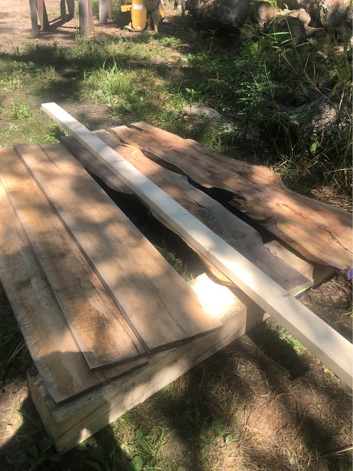 Rough cut wood - Image 2