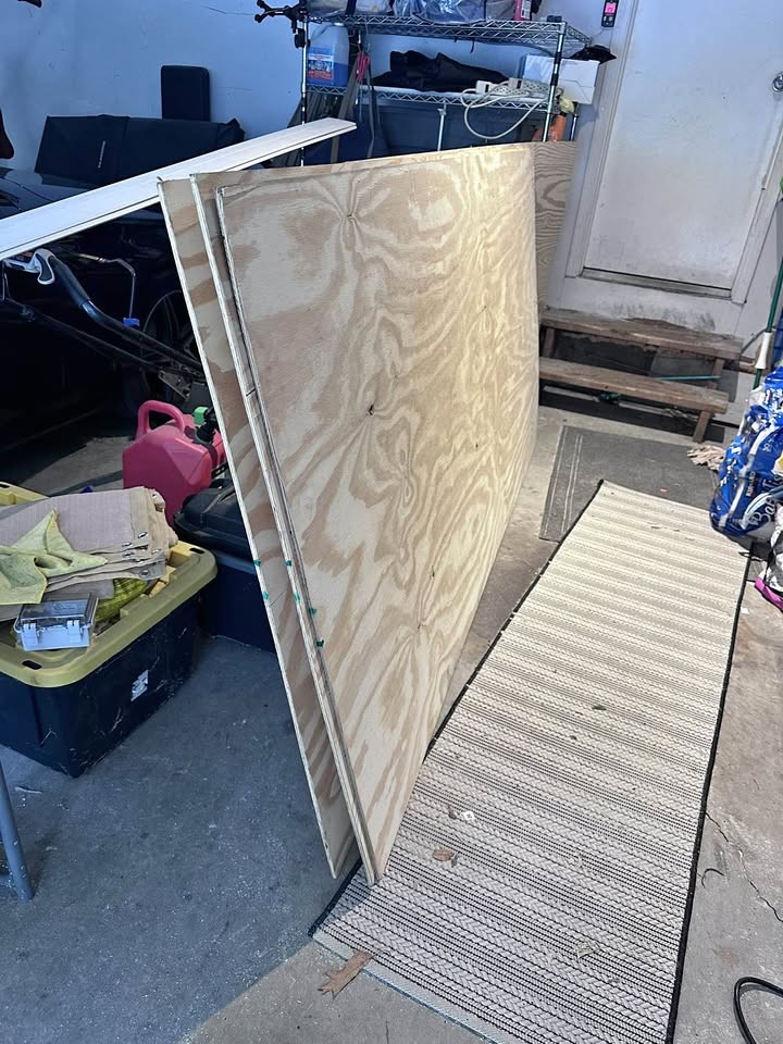 4 Sheets - 11/32-in x 4-ft x 8-ft Pine BCX Square Sanded Plywood - Image 1
