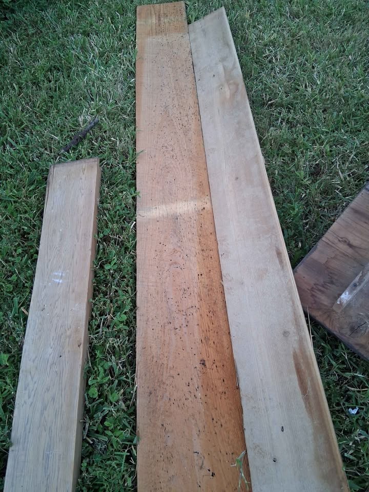 Cedarwood and corner trim - Image 2