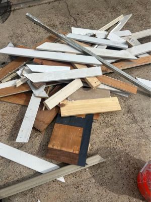 FREE Scrap Wood and Trim Pieces