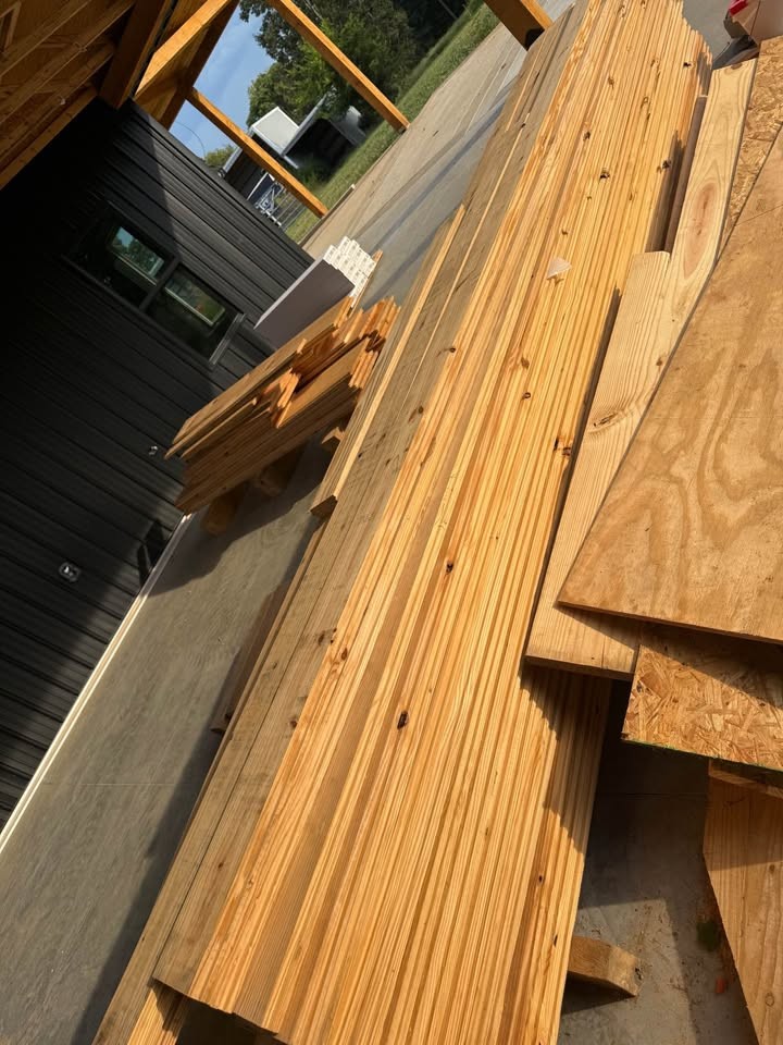 Tongue and Groove Pine Boards - Image 3