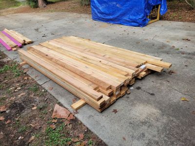 73 Wooden 2x4s Different Lengths