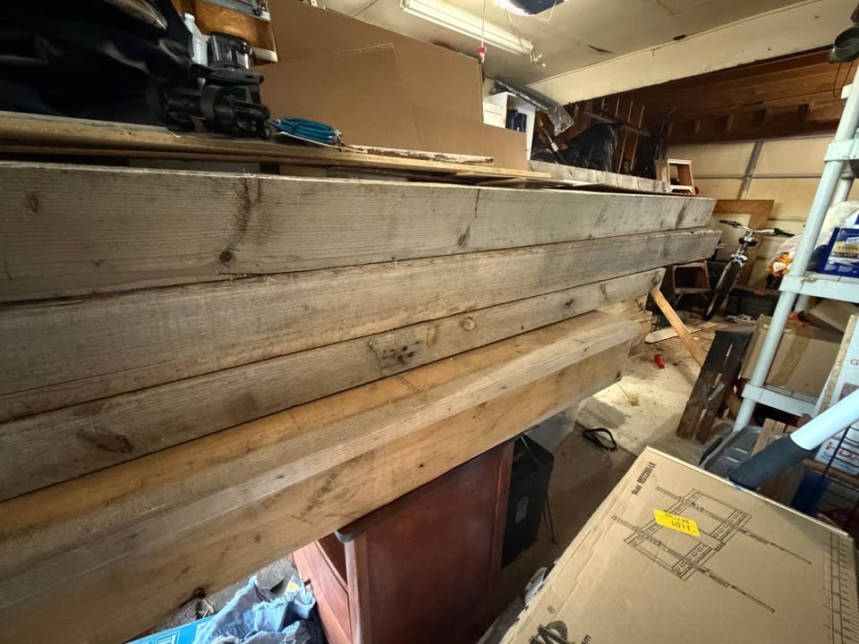 Reclaimed Wood Beams and Posts - Image 2