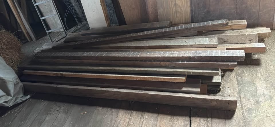 old lumber & other wood - Image 5