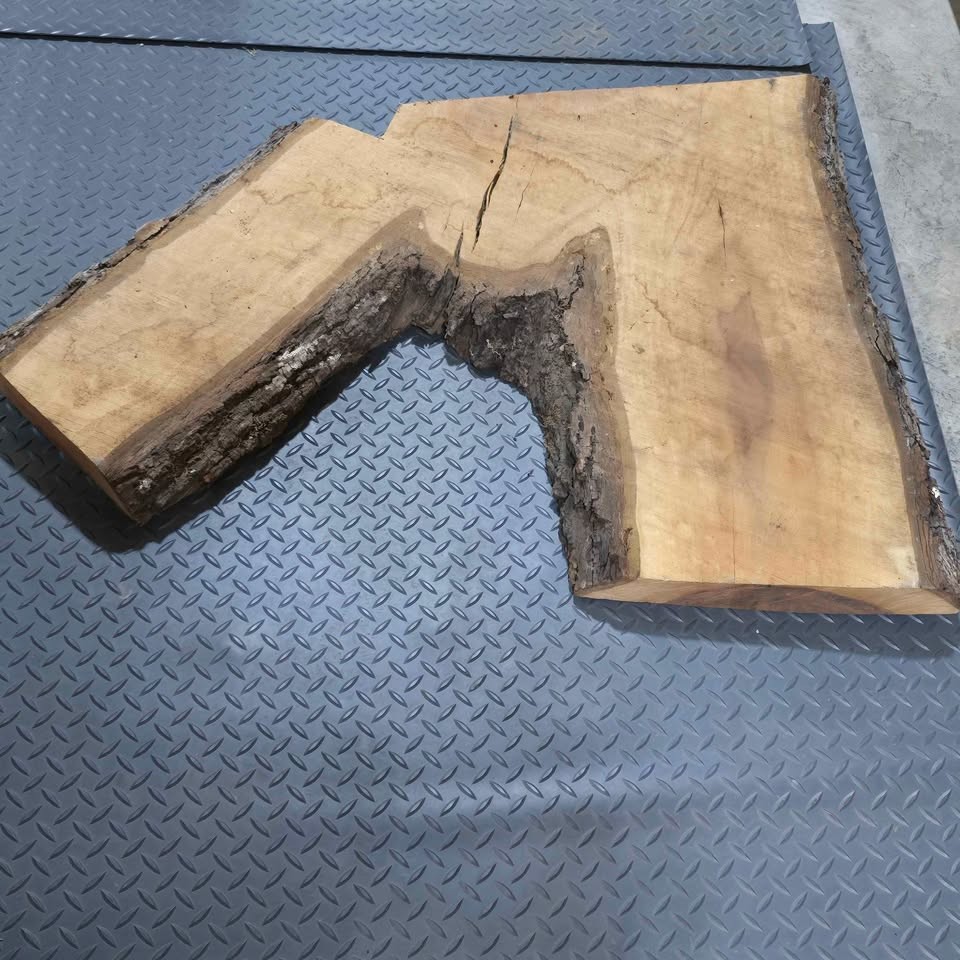 WALNUT CROTCH SLAB - Image 5