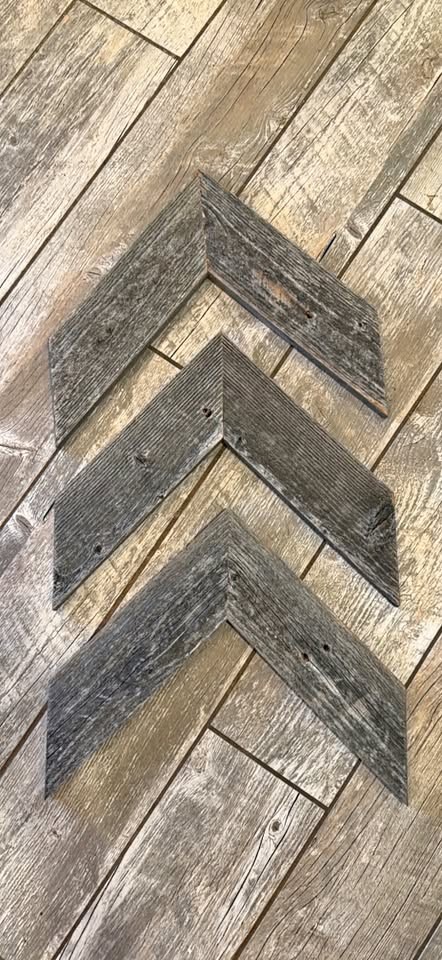 Reclaimed Wood Chevron Pieces - Image 1