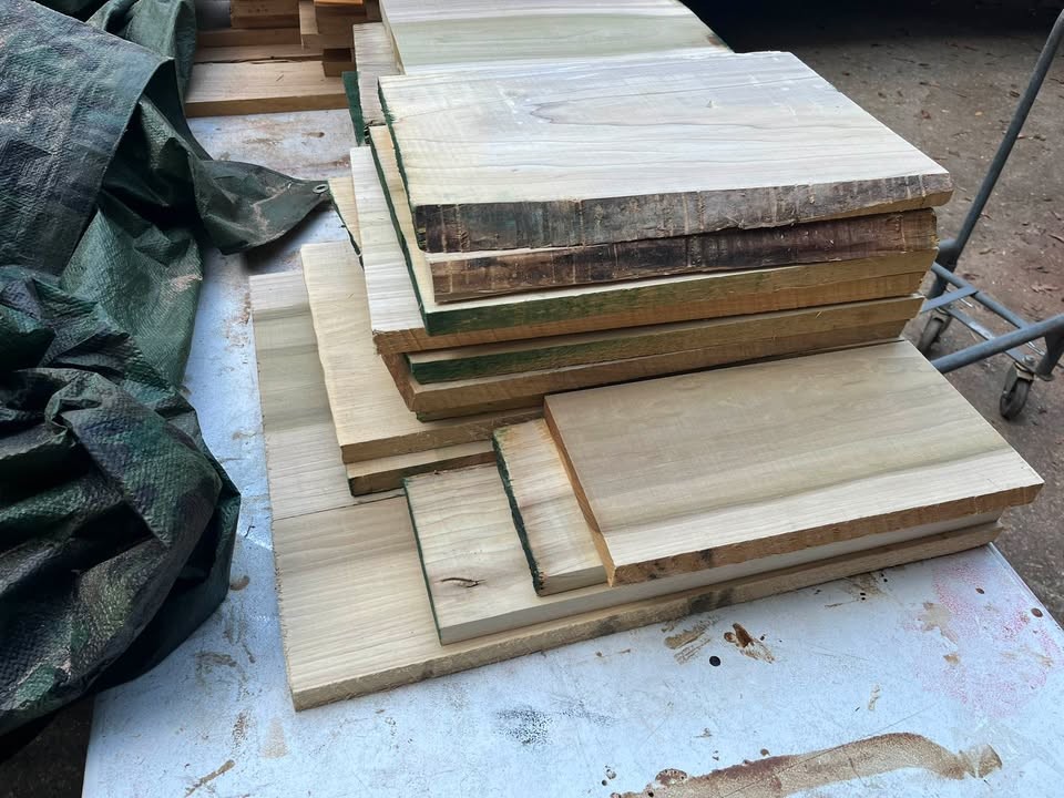 22 pieces of poplar board bundle (wider pieces) - Image 4