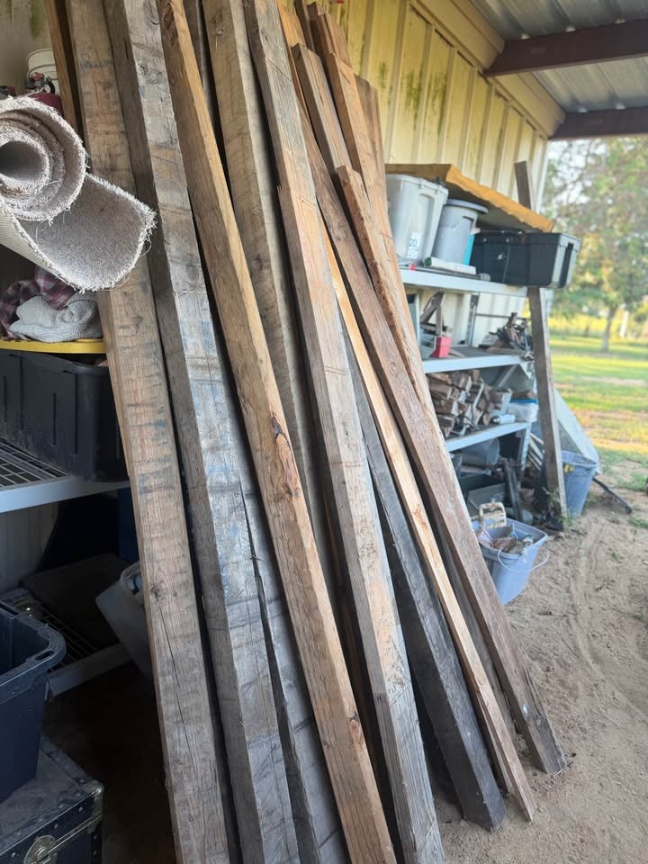 Reclaimed Lumber and Wood - Image 2