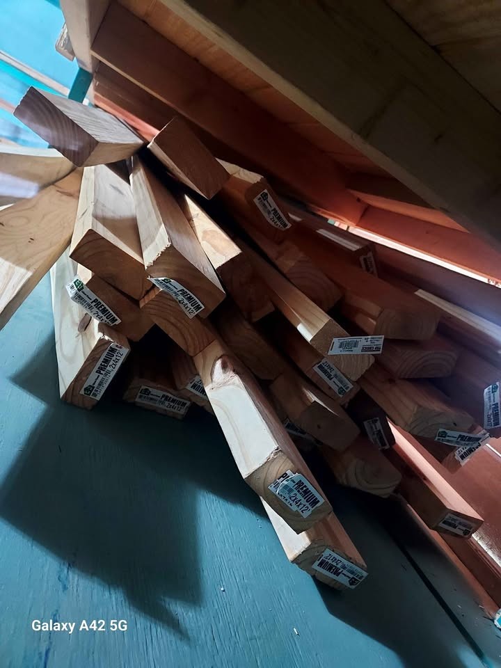 60 BARROTES DE 2X4X12 DE PINO A $5 CADA UNO - Image 3
