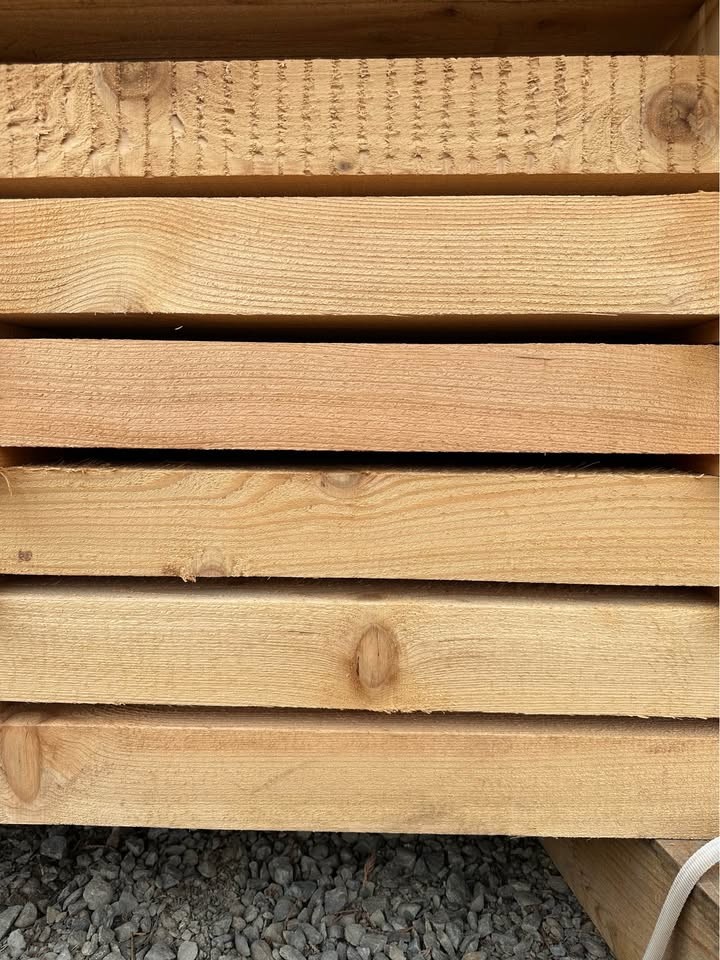 Western Red Cedar Tight Knot 4x4x8’ & 12’ - Image 2