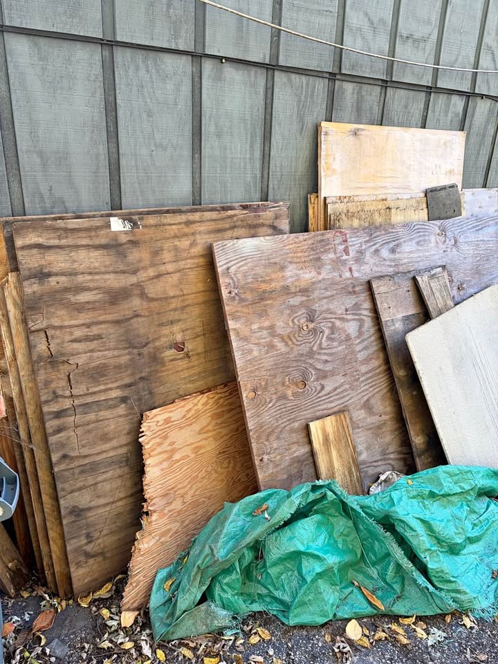 Plywood 4 x 4 x 1/2”
