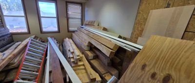 Various types and sizes of wood
Live edge
8x8
12x12
250 yr old wood
Pine
1-1.5" thick upto 12" wide
