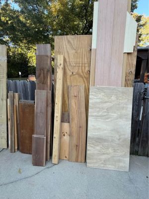 Large Assortment of Lumber, 2x4s, Wood Boards & Plywood