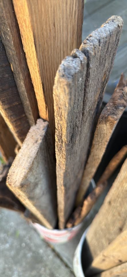 Barnwood, approximately 35 pieces - Image 2