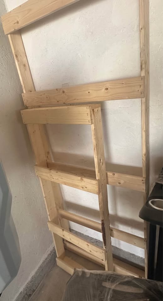 Wood/ crate/ etc - Image 3