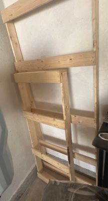 Wood/ crate/ etc