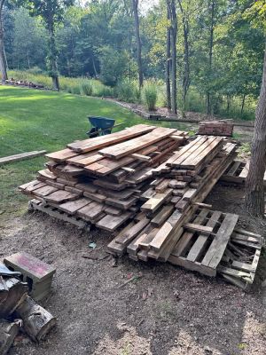 ROUGH CUT LUMBER: Beautiful OAK/MAPLE Slabs & 2x4's (MUST GO!!)