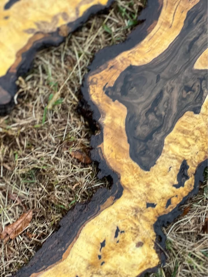 Bookmatched extremely figured walnut slabs - Image 6