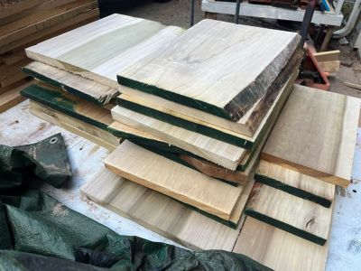 22 pieces of poplar board bundle (wider pieces)