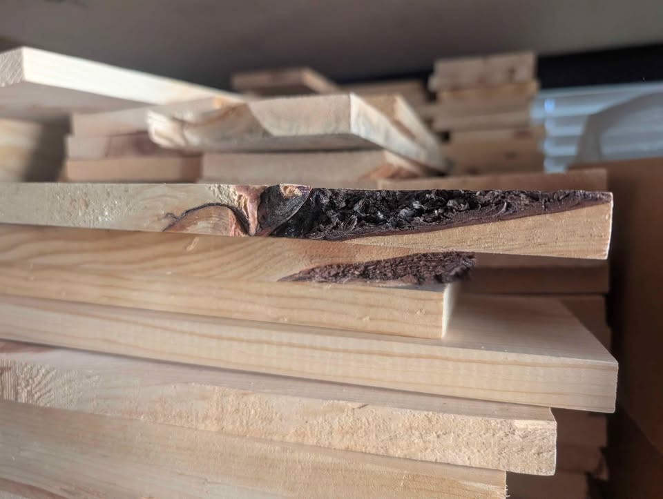 Wood remnants - Image 3