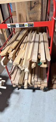 100 plus pcs. Kiln Dried Red Oak. 1”x2”x36”