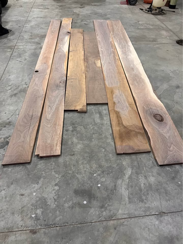 Walnut Lumber Boards - Image 2