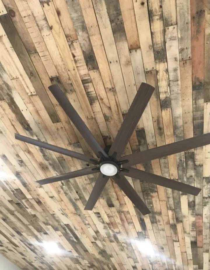 Reclaimed Pallet Boards $16 per bundle - Image 3