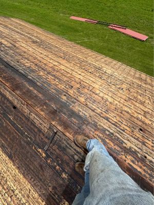 Reclaimed S4S 1x8 Pine Boards