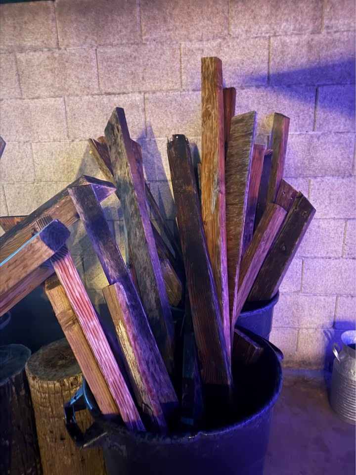 Reclaimed Wood Scraps - Image 2