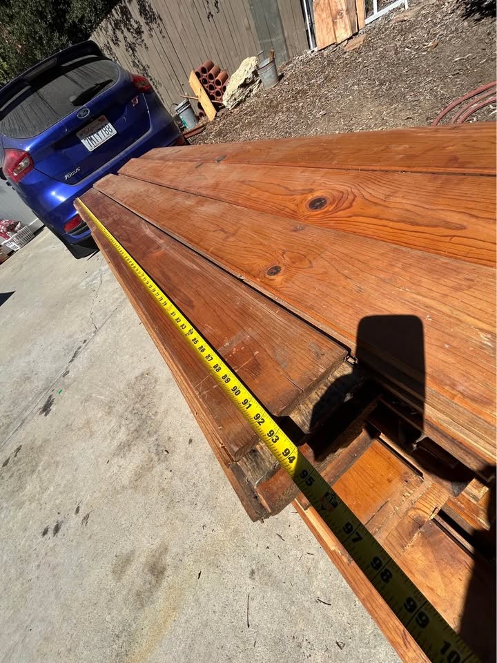 Re-claimed pine boards - Image 2