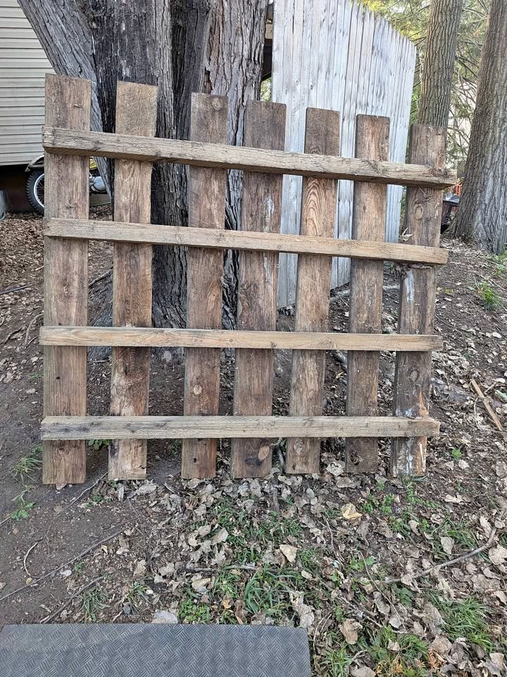 FREE Lumber - Image 1