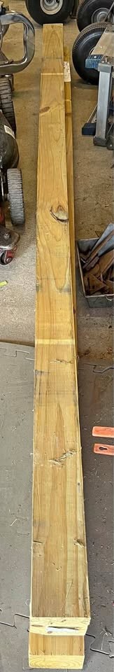 4”x4”x8’ pressure treated timber - Image 1