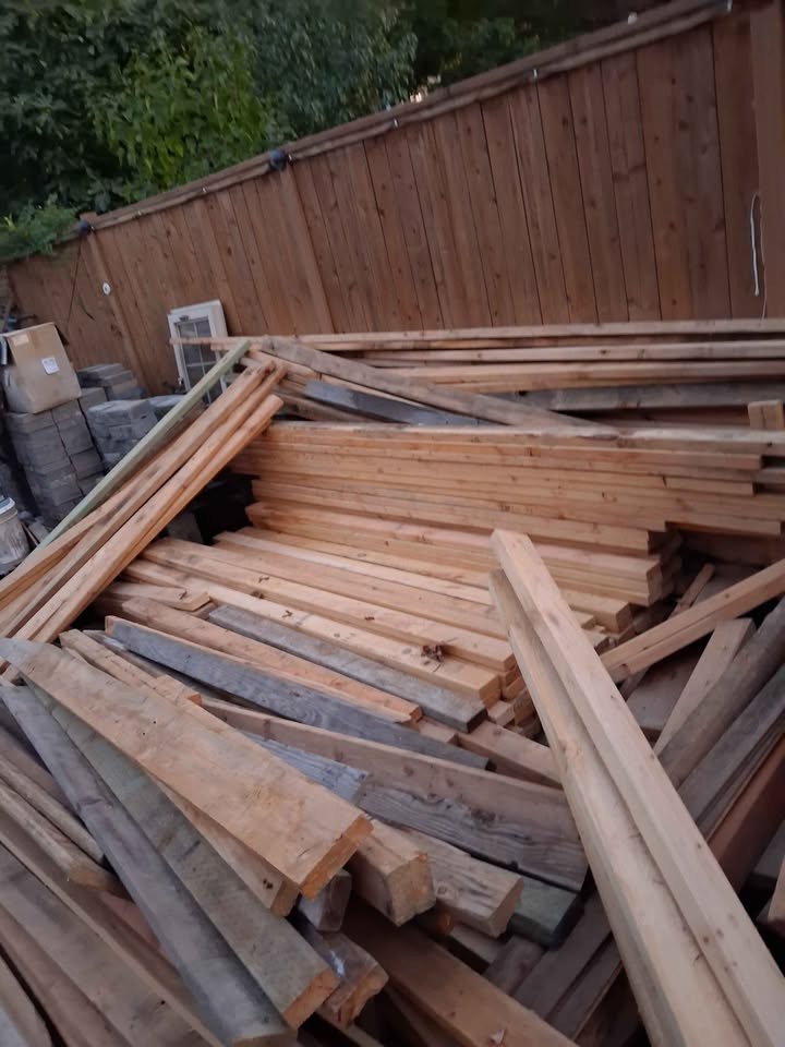 2x4 lumber several lengths 8-20' - Image 2
