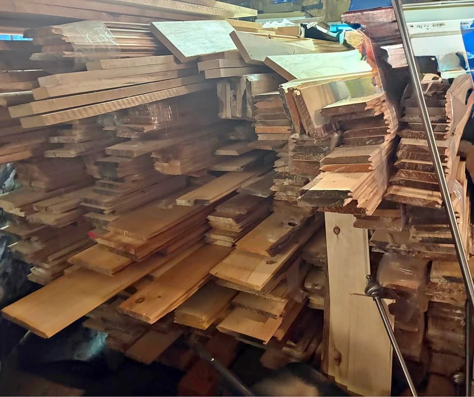 Tongue and groove wood pile - Image 1