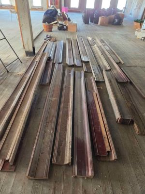 Wood molding approx 80ft