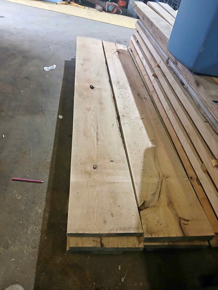Rough Saw Oak Boards