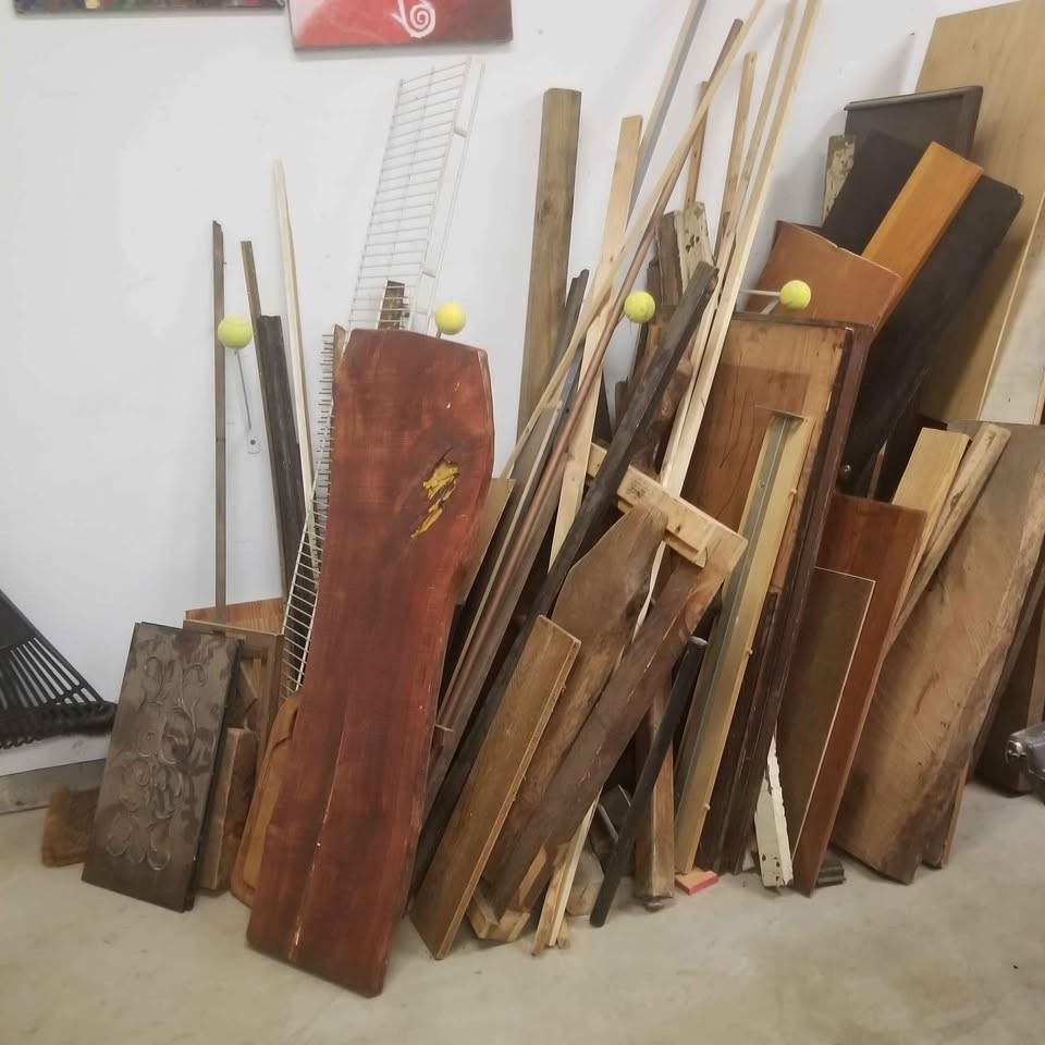 Various wood pieces for sale - Image 6