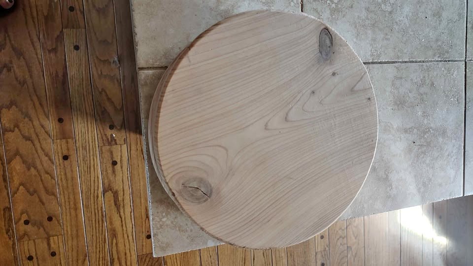 9 inch solid pine round wood - Image 1
