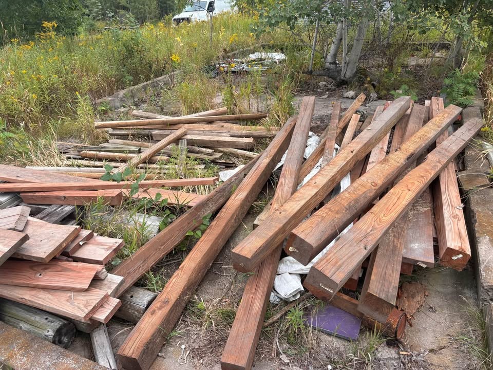 Large Reclaimed Barn Timbers & Rough-Sawn Lumber – Long Beams / Woodworking / Furniture - Image 4