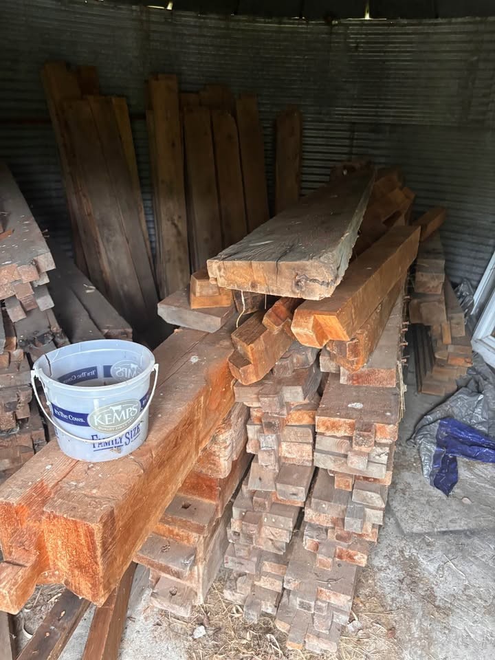 Large Reclaimed Barn Timbers & Rough-Sawn Lumber – Long Beams / Woodworking / Furniture - Image 2