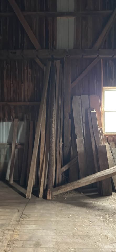 old lumber & other wood - Image 4