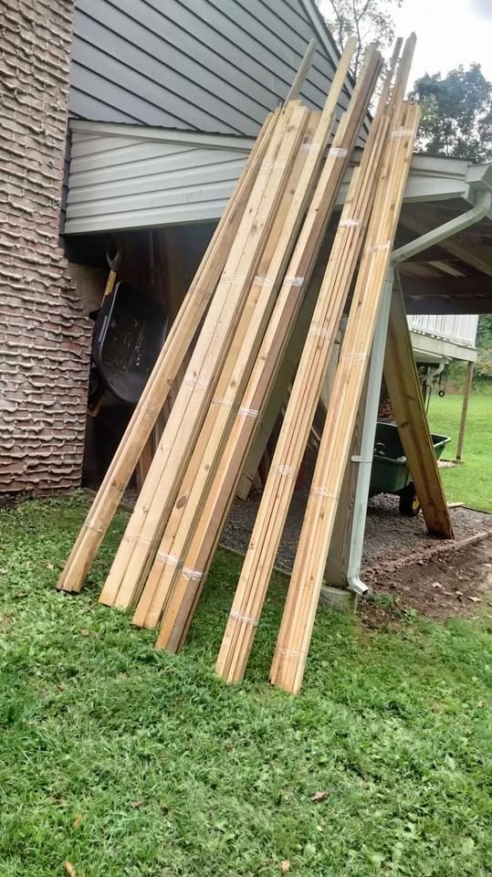 Lumber furring strips $20 a bundle please read the description - Image 2