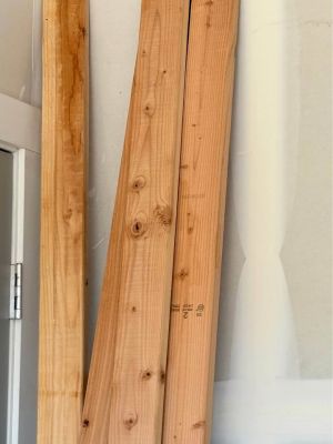 Douglas Fir 2x4 Lumber Studs 5 pieces
